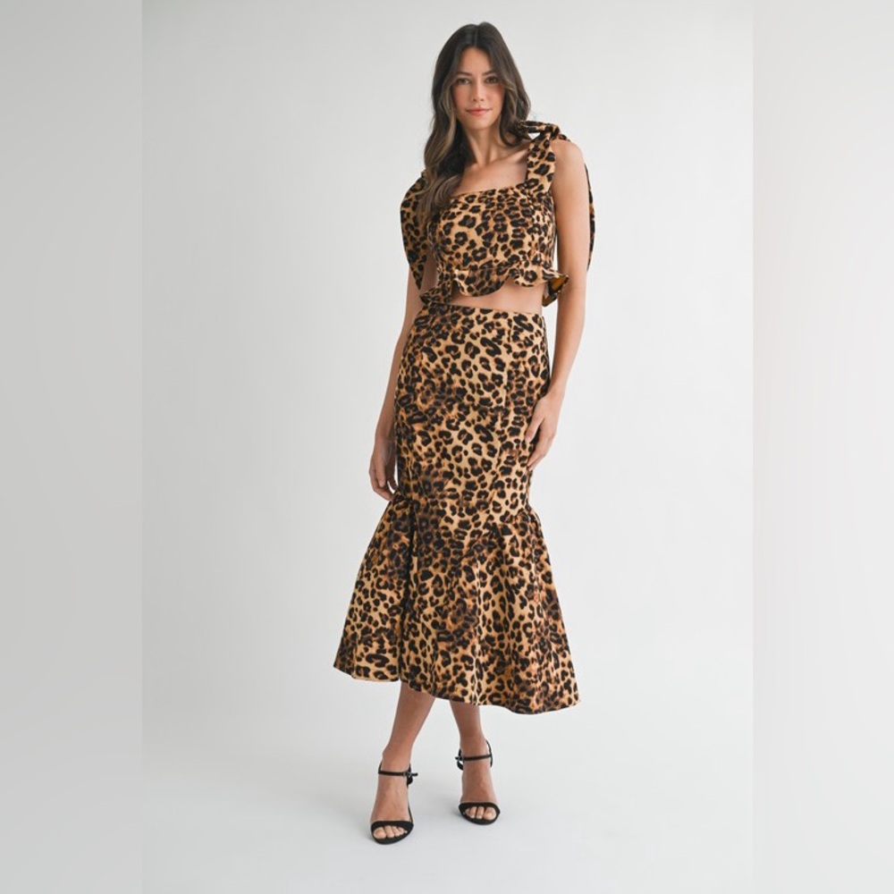Leopard Print Midi Skirt set